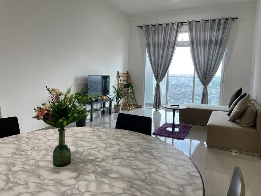 Apartemen New Twin Galaxy 2br Near Jb Town/ksl/ciq
