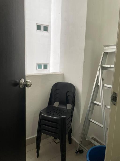 Apartment New Twin Galaxy 2br Near Jb Town/ksl/ciq *