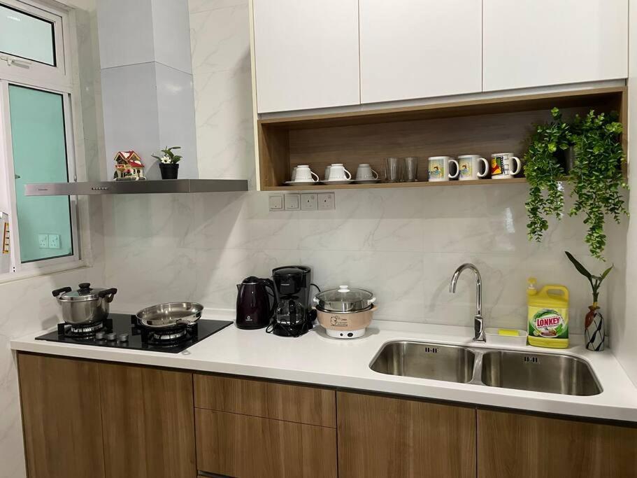 Apartment New Twin Galaxy 2br Near Jb Town/ksl/ciq *