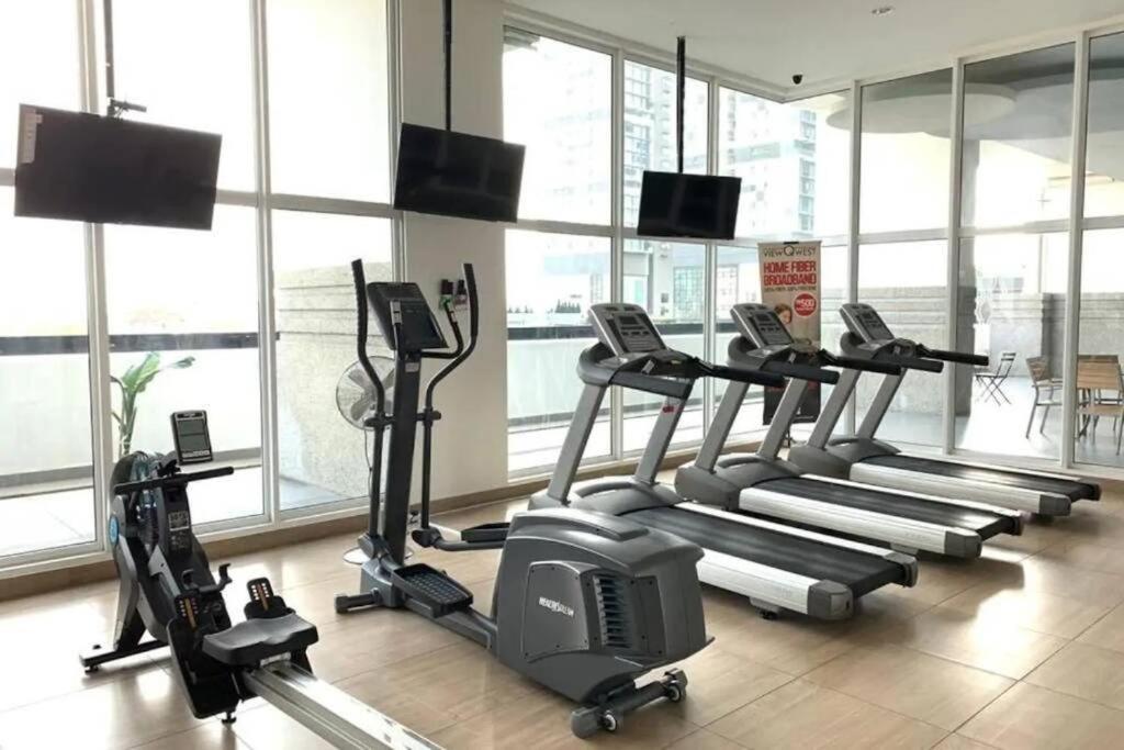 New Twin Galaxy 2br Near Jb Town/ksl/ciq Apartment